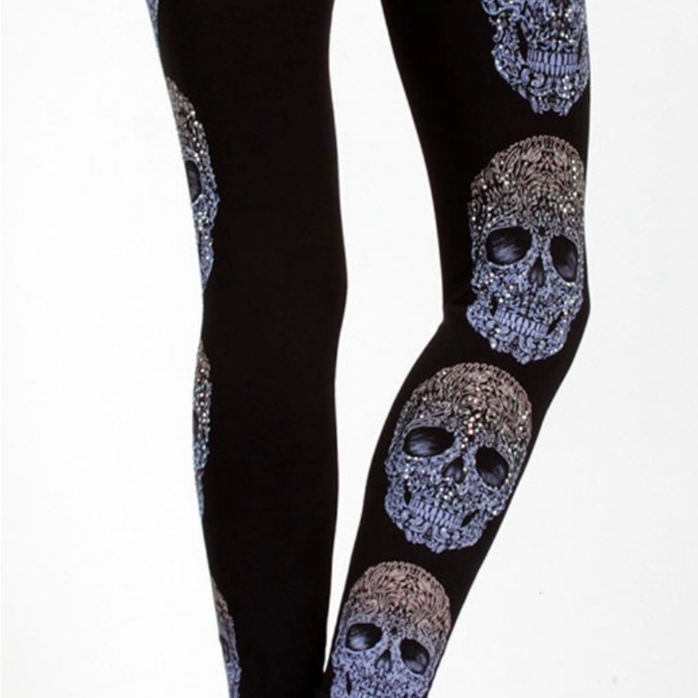 Black Leggings with Skull Print
